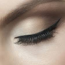 maquillage permanent yeux eye-liner